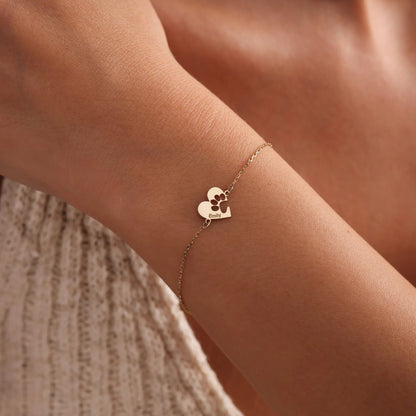 Personligt tass- och hjärtaarmband med namn