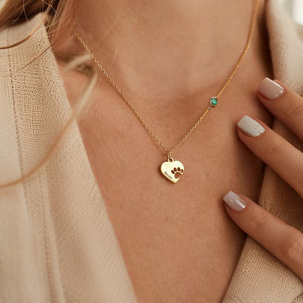 Personligt tass- och hjärtnamnshalsband